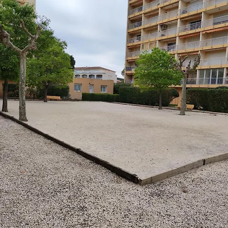 Apartment T2 Avec Piscine, Tennis, Petanque, A 4 Min De La Plage Pour 4 Personnes - Fr-1-677-39 *