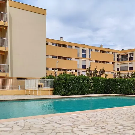 T2 Avec Piscine, Tennis, Petanque, A 4 Min De La Plage Pour 4 Personnes - Fr-1-677-39 *